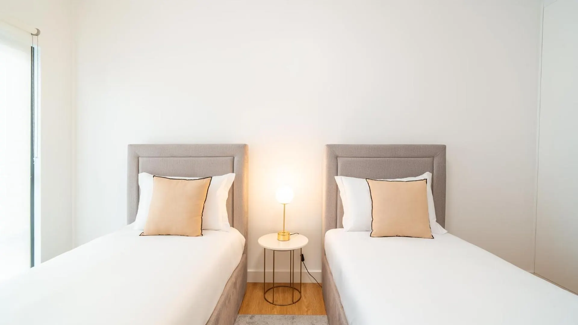 Suite Q - Supermarket - Pool - Ac - Park Φουνκάλ 0*,